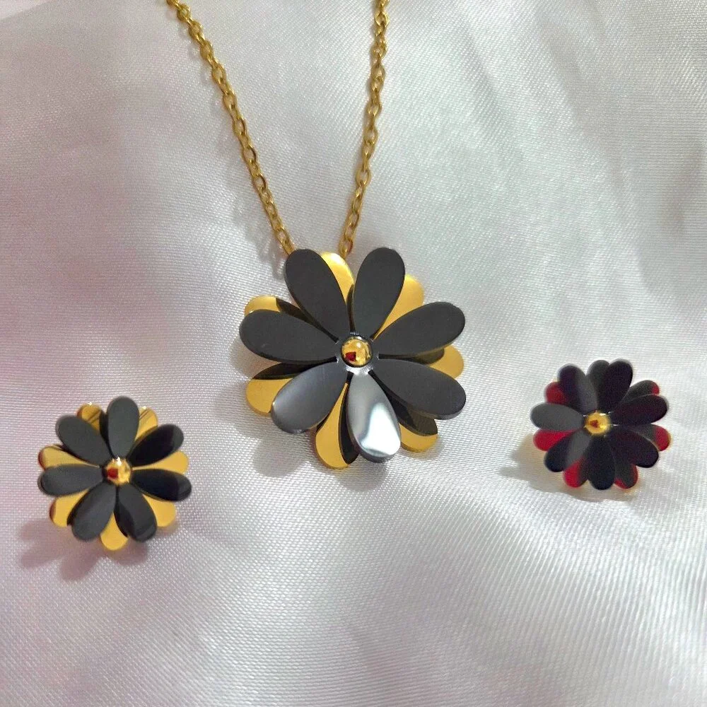 18K Gold Plated Necklace and Earrings Women's Jewelry Set